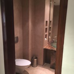 Отель The LaLiT Mumbai удобства в номере