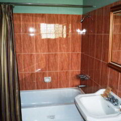 Отель Golden Cove Resort ванная