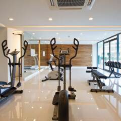 Отель Rocco Huahin Condominium фитнесс-зал