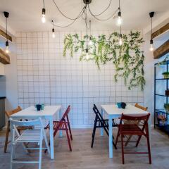 Отель Moon Hostel Польша, Вроцлав - 1 отзыв об отеле, цены и фото номеров - забронировать отель Moon Hostel онлайн питание фото 3