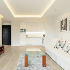 Апартаменты Luxury Apartments - Okrzei Residence Сопот комната для гостей фото 5