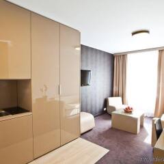 Отель Platinum Palace Apartments Польша, Познань - отзывы, цены и фото номеров - забронировать отель Platinum Palace Apartments онлайн комната для гостей фото 3