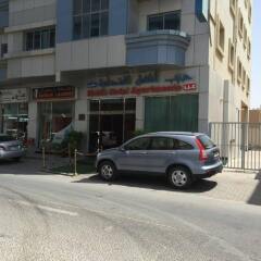Отель Habib Hotel Apartment ОАЭ, Аджман - отзывы, цены и фото номеров - забронировать отель Habib Hotel Apartment онлайн парковка