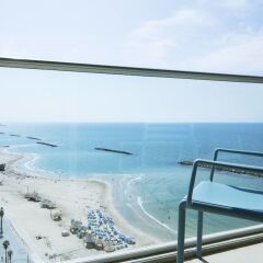Renaissance Tel Aviv Hotel Тель-Авив балкон