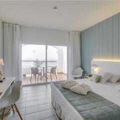 Отель Ambar Beach Испания, Эскинсо - отзывы, цены и фото номеров - забронировать отель Ambar Beach онлайн комната для гостей фото 2