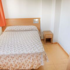Отель Apartamentos Levante Club Испания, Пляж Леванте - отзывы, цены и фото номеров - забронировать отель Apartamentos Levante Club онлайн комната для гостей фото 4