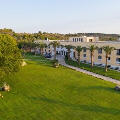 Отель Gallipoli Resort Италия, Галлиполи - отзывы, цены и фото номеров - забронировать отель Gallipoli Resort онлайн спортивное сооружение
