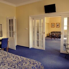 Отель FESTIVAL Hotel Apartments Чехия, Карловы Вары - отзывы, цены и фото номеров - забронировать отель FESTIVAL Hotel Apartments онлайн комната для гостей фото 2