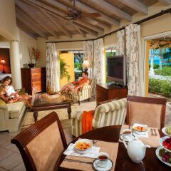 Отель Beaches Turks and Caicos Resort Villages and Spa All Inclusive интерьер отеля фото 3