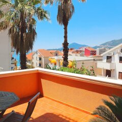 Hotel Meduza in Rafailovici, Montenegro from 58$, photos, reviews - zenhotels.com balcony