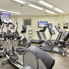 Отель Courtyard by Marriott Hannover Maschsee фитнесс-зал