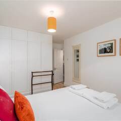 Отель Good Size 2 Bedroom in a Perfect Location Великобритания, Лондон - отзывы, цены и фото номеров - забронировать отель Good Size 2 Bedroom in a Perfect Location онлайн комната для гостей фото 4