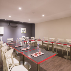 Qualys Le Londres Hotel Et Appartments Сомюр фото 2