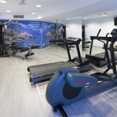 NH Collection Amistad Córdoba Hotel фитнесс-зал