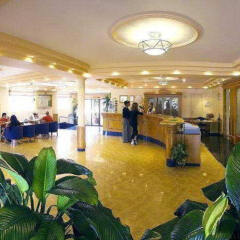 Отель Apartamentos Blue Star интерьер отеля