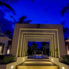 Отель The Beach Village Resort фото 6