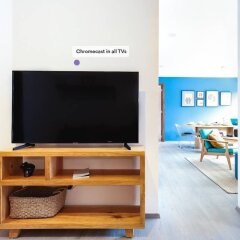 Отель Colorful and Artsy 3BR 2BA Apt in Roma Norte Мехико фото 10