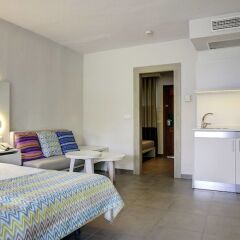 Отель TUI MAGIC LIFE Cala Pada - All-Inclusive сейф в номере