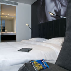 Отель B-aparthotel Regent Бельгия, Брюссель - 3 отзыва об отеле, цены и фото номеров - забронировать отель B-aparthotel Regent онлайн комната для гостей фото 2