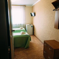 Гостиница Максим в Хабаровске 2 отзыва об отеле, цены и фото номеров - забронировать гостиницу Максим онлайн Хабаровск комната для гостей фото 5