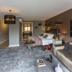 Отель Luxury Suites Amsterdam 5* Люкс