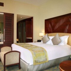 Отель Sofitel Dubai Jumeirah Beach 5* Улучшенный номер с различными типами кроватей фото 2