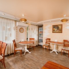 Aurooms в Новокузнецке 2 отзыва об отеле, цены и фото номеров - забронировать гостиницу Aurooms онлайн Новокузнецк комната для гостей фото 4