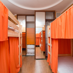 Hostel Inzhir Кровать в мужском общем номере с двухъярусной кроватью фото 2