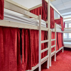 и Хостел Centeral Hotel & Hostel Кровать в общем номере с двухъярусными кроватями фото 7
