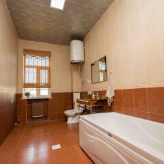 Yeti Hostel in Dushanbe, Tajikistan from 23$, photos, reviews - zenhotels.com bathroom