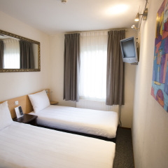 Quentin England Hotel 2* Стандартный номер с различными типами кроватей фото 11