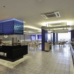 Отель Yama Phuket гостиничный бар фото 2