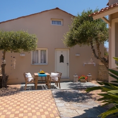 Notos Heights Hotel & Suites 4* Бунгало с различными типами кроватей фото 8