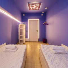 Гостиница HQ Hostelberry Номер с различными типами кроватей (общая ванная комната) фото 3