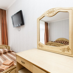 Гостиница Versal 2 Guest House Люкс с различными типами кроватей фото 2