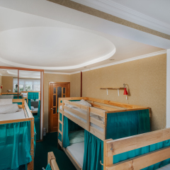 Hostel Inzhir Кровать в женском общем номере с двухъярусной кроватью фото 4