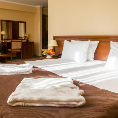 Гостиница Континент в Ставрополе 12 отзывов об отеле, цены и фото номеров - забронировать гостиницу Континент онлайн Ставрополь комната для гостей фото 5