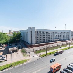 Апартаменты на Максима Горького 142 балкон