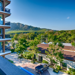 Апартаменты Peaceful at Saiyuan Buri Phuket балкон