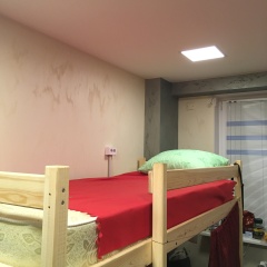 Хостел Аквариум Кровать в общем номере с двухъярусными кроватями