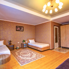 Kausar. Hotel in Bishkek, Kyrgyzstan from 49$, photos, reviews - zenhotels.com guestroom photo 5