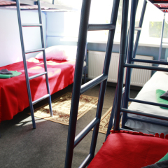 Hostel Aquarel Кровать в общем номере с двухъярусной кроватью фото 18