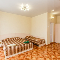 Гостиница Versal 2 Guest House Стандартный номер с различными типами кроватей фото 17