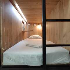 Гостиница BADAROOM Hostel MOSCOW в Москве отзывы, цены и фото номеров - забронировать гостиницу BADAROOM Hostel MOSCOW онлайн Москва комната для гостей фото 2