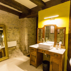 Отель Castle in Old Town Люкс с различными типами кроватей фото 16