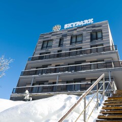 Гостиница Апарт-Отель Skypark в Эсто-Садке 11 отзывов об отеле, цены и фото номеров - забронировать гостиницу Апарт-Отель Skypark онлайн Эсто-Садок вид на фасад