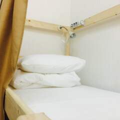 и Хостел Centeral Hotel & Hostel Кровать в женском общем номере с двухъярусными кроватями фото 4