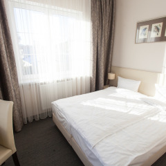 River Side Hotel in Kaliningrad, Russia from 36$, photos, reviews - zenhotels.com guestroom