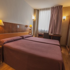 Отель Evenia Rocafort 3* Номер с различными типами кроватей фото 3