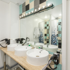 Nice Hostel Павелецкая Номер с общей ванной комнатой с различными типами кроватей (общая ванная комната) фото 7